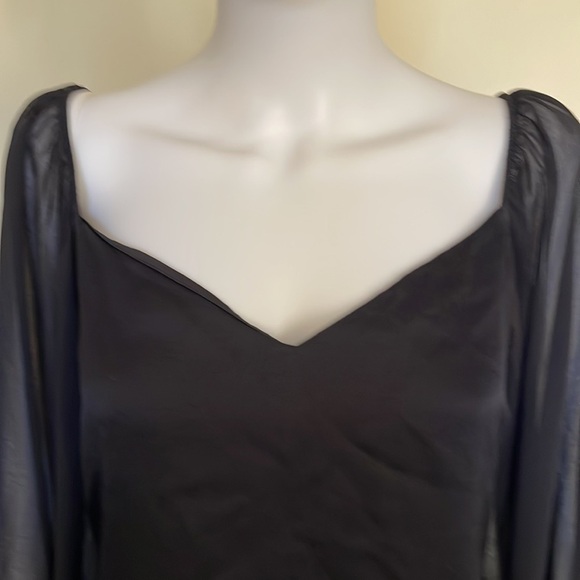 Zara Women Black Flowy Sheer Sleeves Top. P/M/A1722 - Picture 4 of 7